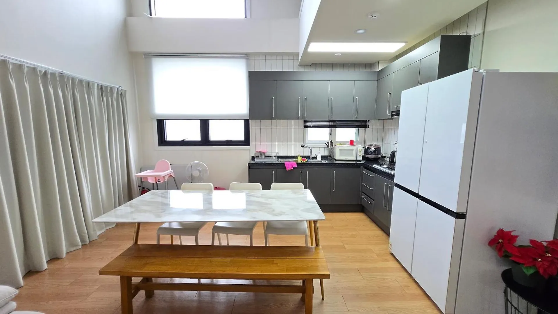 Rare House 1 Hotel Incheon South Korea