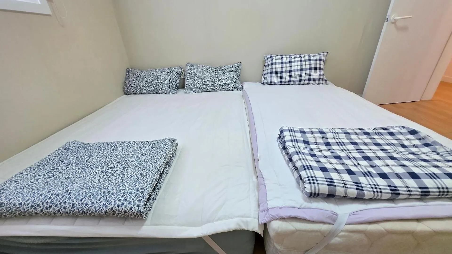 Rare House 1 Hotel Incheon 4*,  South Korea