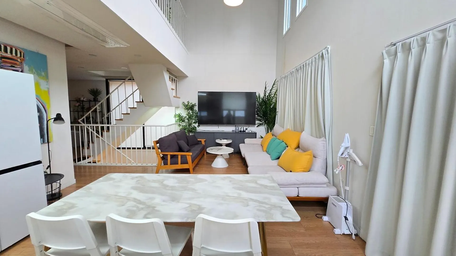 Rare House 1 Hotel Incheon